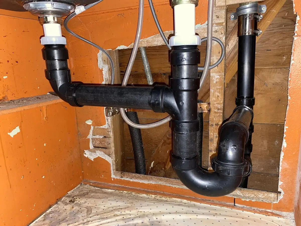 Professional Pipe Bursting equipment and tools on the job in Fort Mitchell